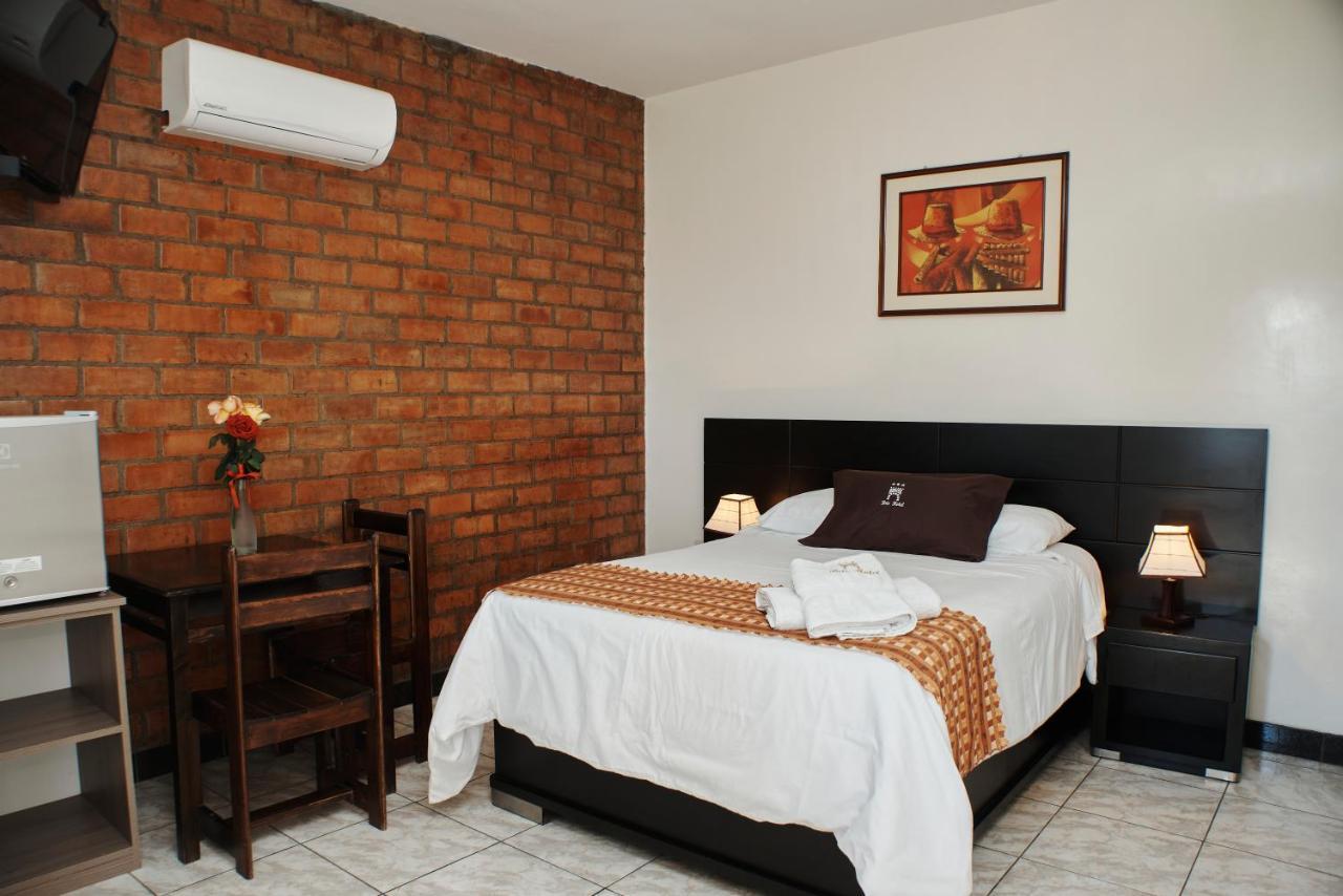Bris Hotel Gobernadora المظهر الخارجي الصورة